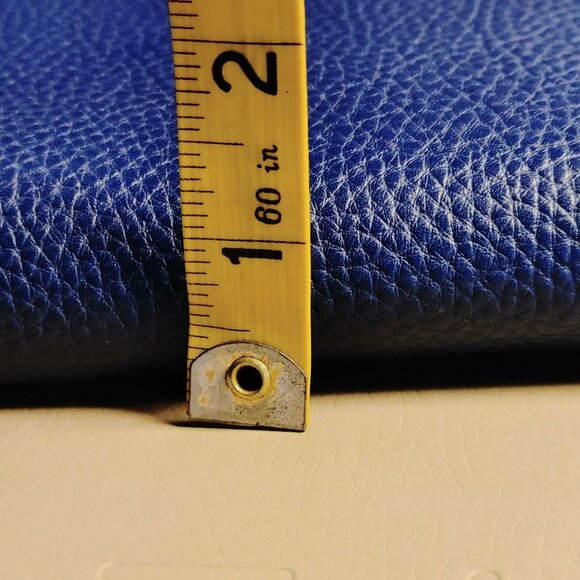 Anne Kline Blue Leather Zip Wallet Gold Lion Medallion Double Compartments - Picture 4 of 11